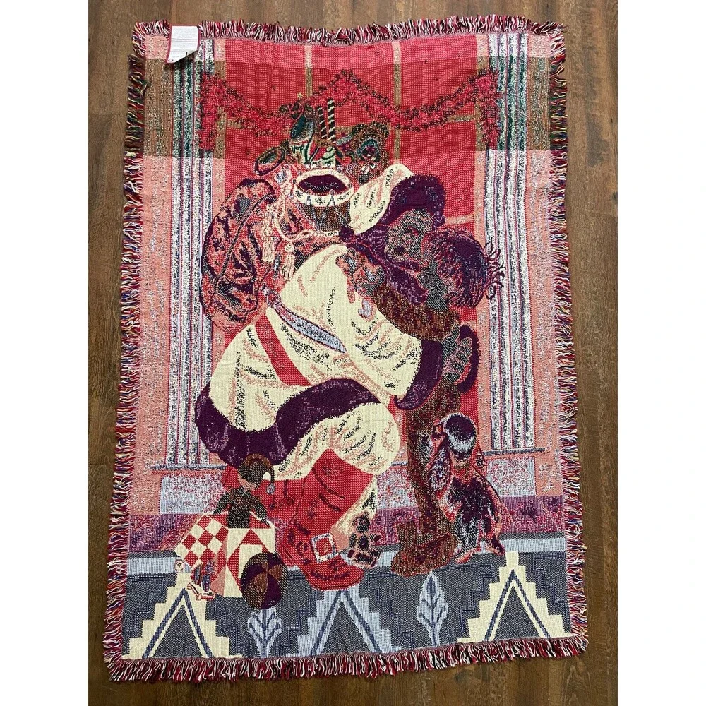 The Rug Barn Hugging Santa Throw 100% cotton Classic Christmas Blanket Jacquard